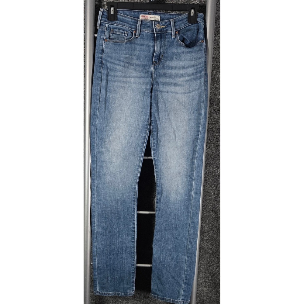 Signature Levi Strauss Co Womens Mid-Rise Straight Leg Jeans Medium Wash 25x31